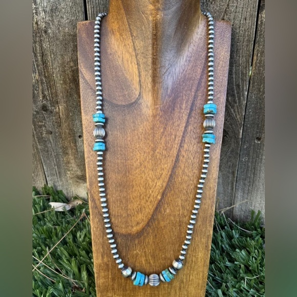 Sterling Silver Blue Turquoise W Pearls Bead Necklace. 24...